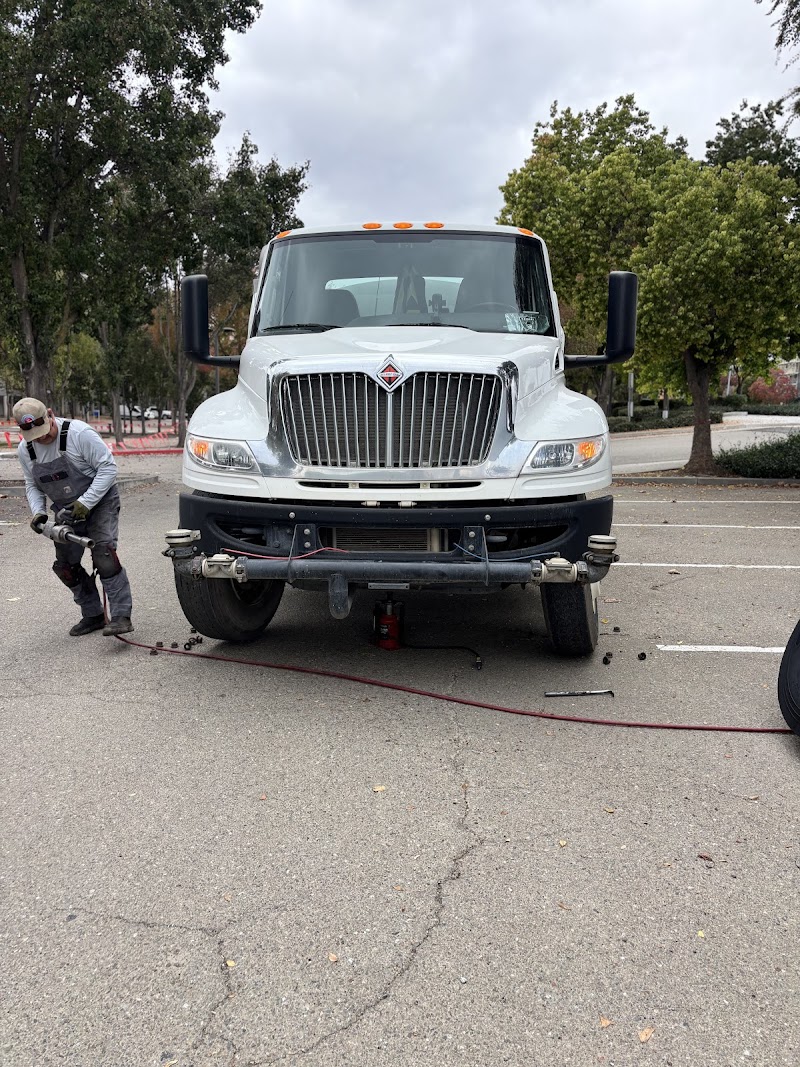 ER 24hr Tire Road Service photo 5