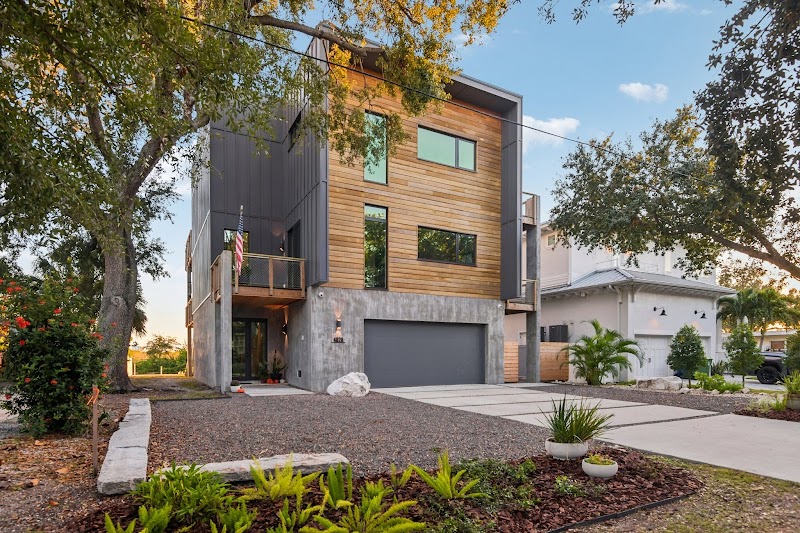 SOPHIA SANCHEZ Broker Associate/Realtor - Smith & Associates Real Estate photo 4