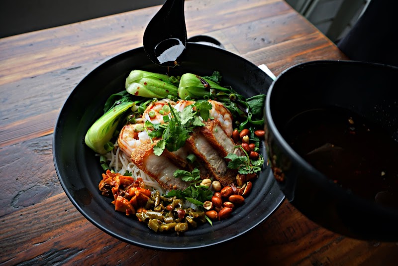 Noodleholics photo 2