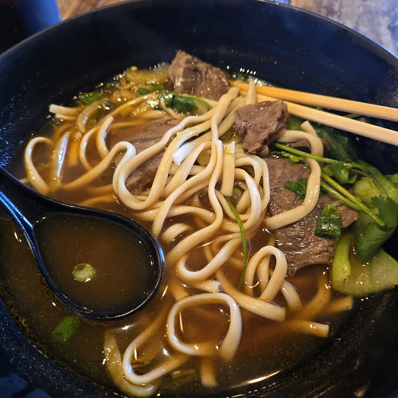 Noodleholics photo 3