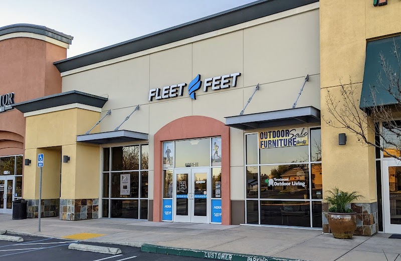 Fleet Feet Brentwood photo 4