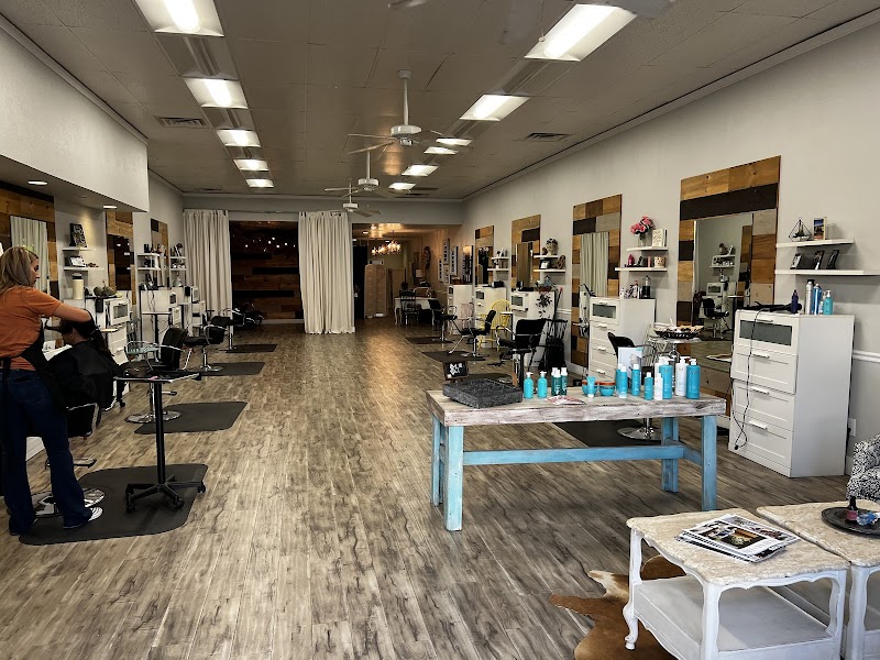Sisters’ Salon photo 5