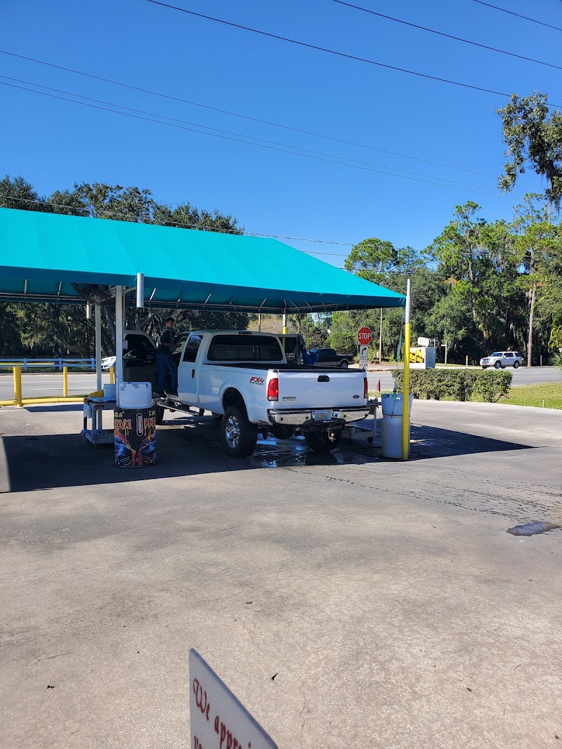 Walden Lake Car Wash and Oil Change photo 2