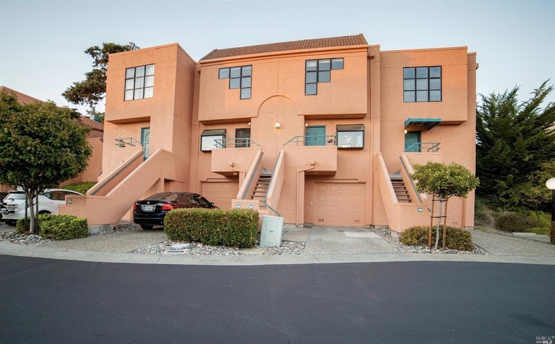 Helen Yong Best Realtor, Real Estate Agent in California. DRE #01772827. O Realty Group/ Exp Realty photo 3