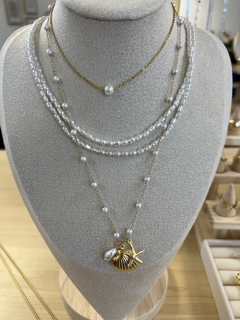 Dainty Daily Jewelry photo 5