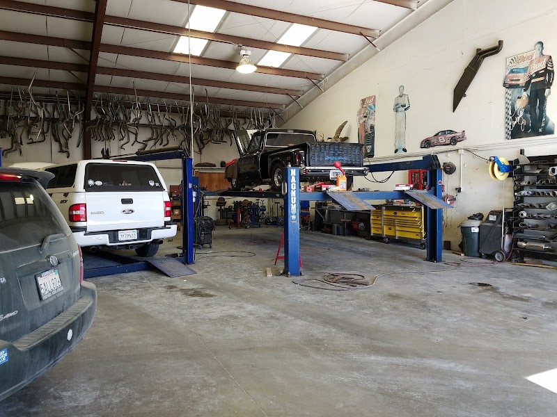 Photo of Rio Vista Muffler Hitch-Welding