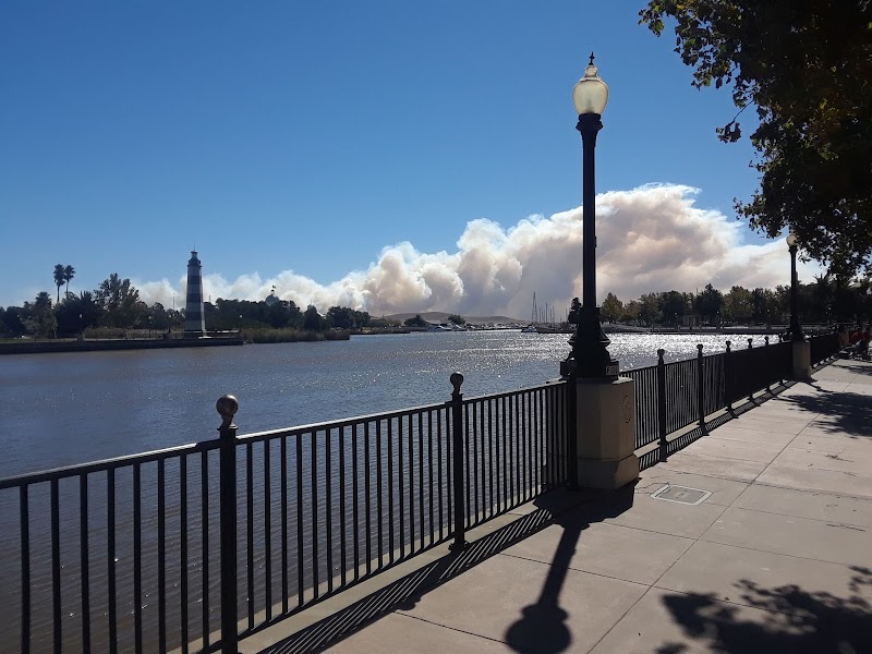 Photo of Suisun City Harbor Lighthouse
