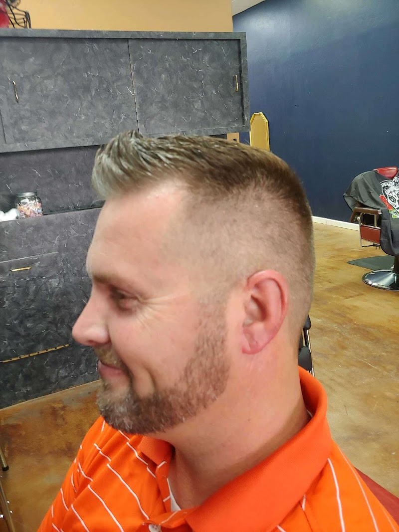 Drew's Barbershop photo 5