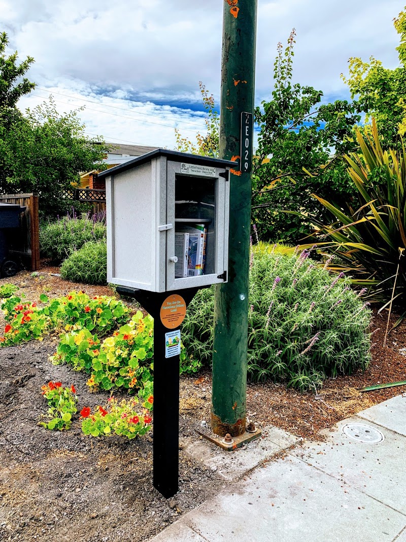 Monta Loma Mardell Little Free Library photo 3