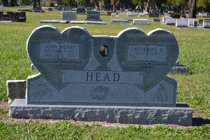 Garden of Peace Cemetery photo 2