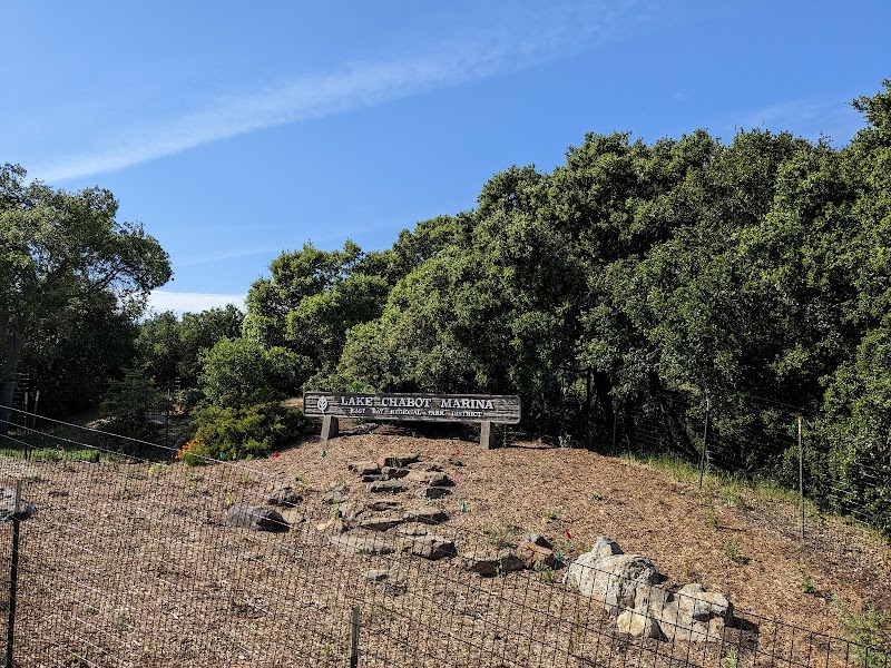 Lake Chabot Parking Entrance photo 3