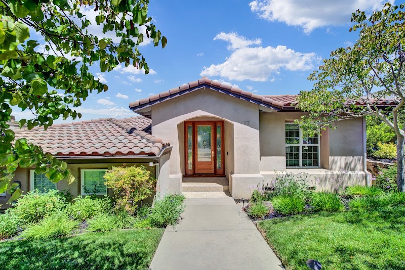 Sam Dhingra - Broker | Bay Town Brokers photo 2