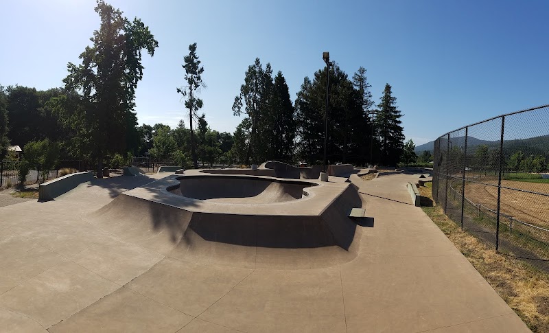 Crane Park photo 2