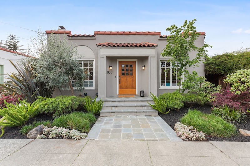 Marilyn Garcia, PhD | REALTOR | District Homes photo 3