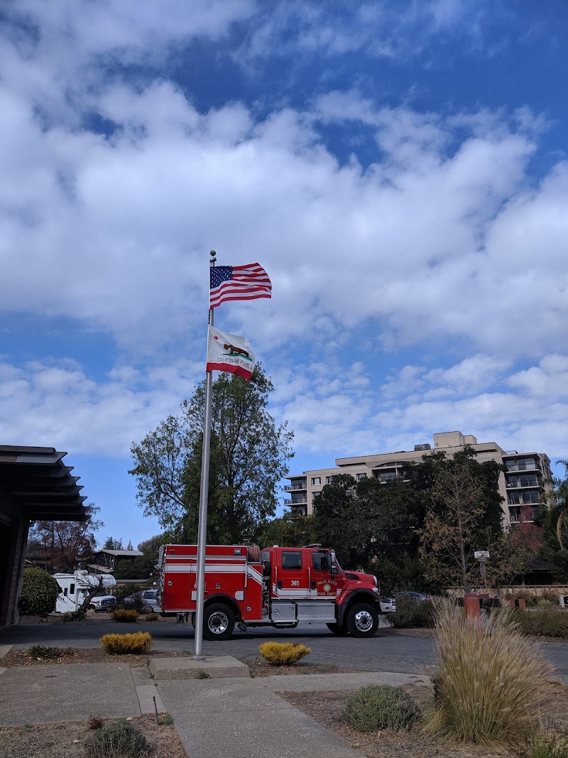Fire Station 5 photo 4
