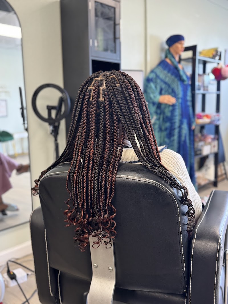 234 Braiding Lounge photo 3