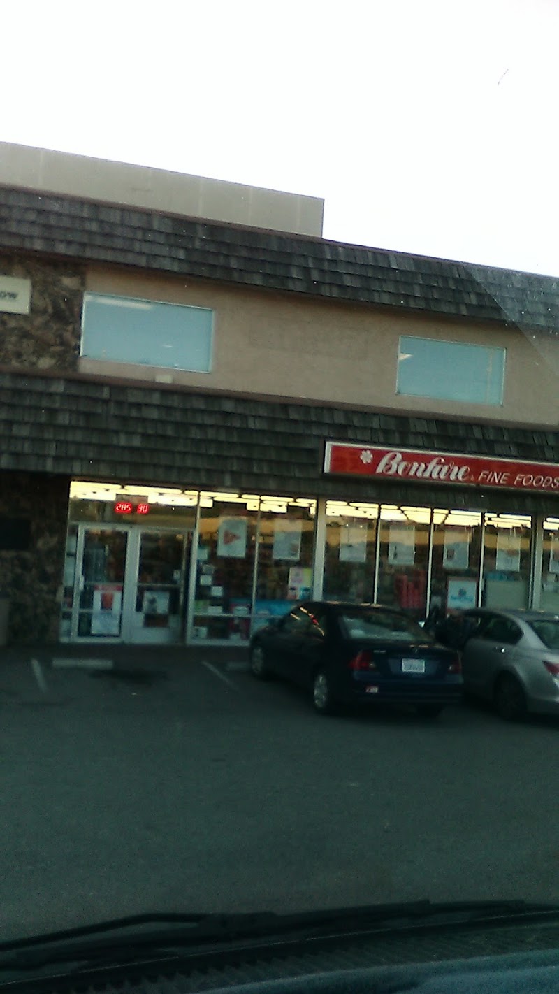 Redwood Market photo 4