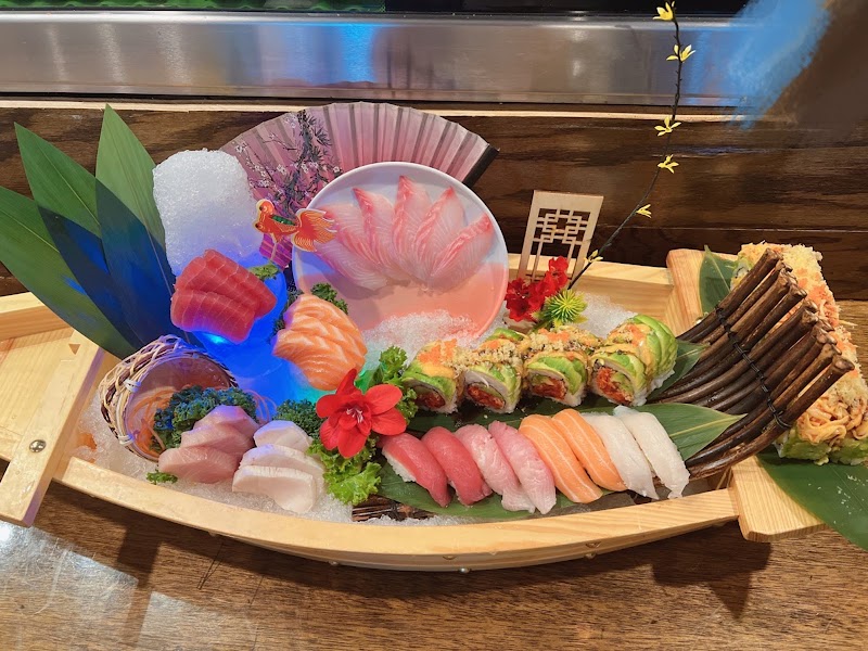 E Sushi & Grill photo 2