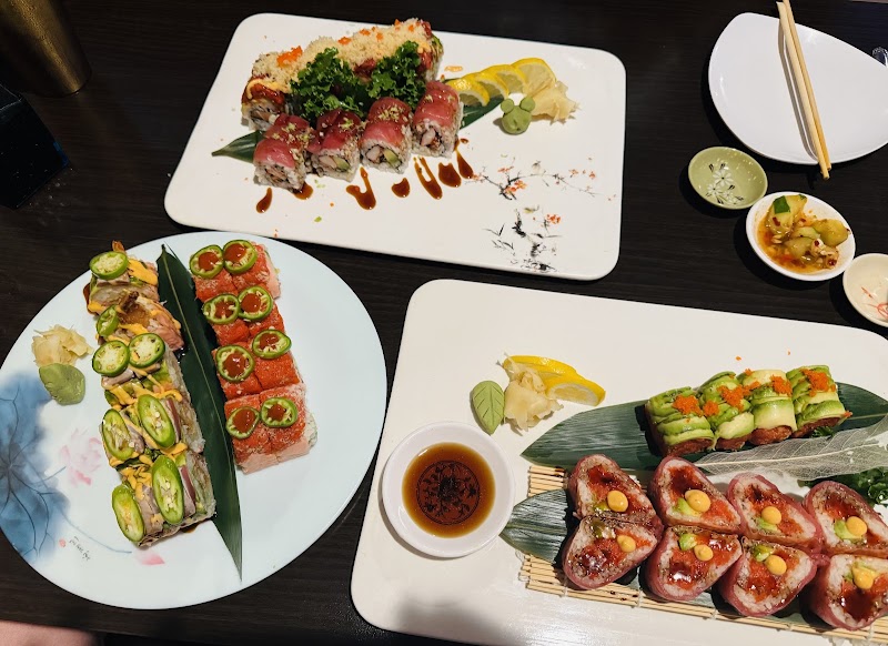 E Sushi & Grill photo 3