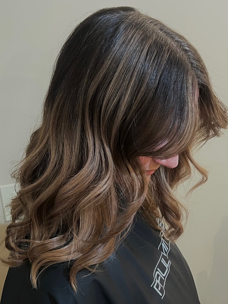 Alex Wood Hair photo 2
