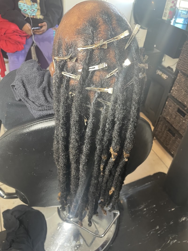 Dreads By K photo 4