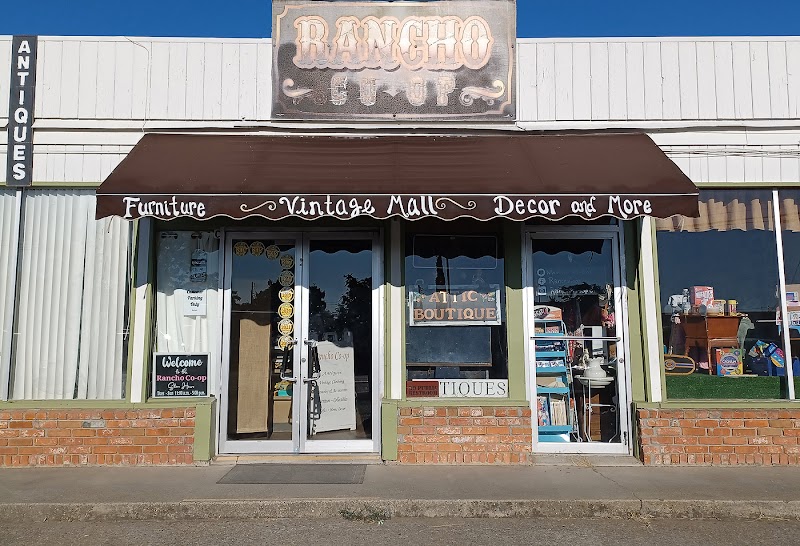 Rancho Co-Op Vintage Mall photo 4