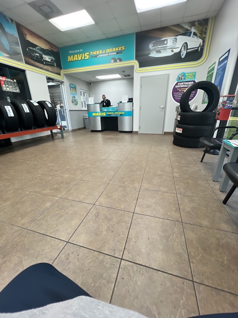 Mavis Tires & Brakes photo 4