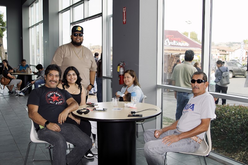 Vallejo Chrysler Dodge Jeep Ram photo 4