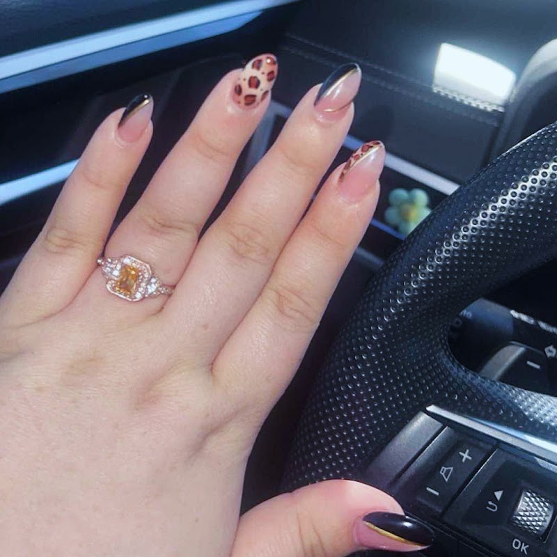 Corrins Nail Haven photo 4