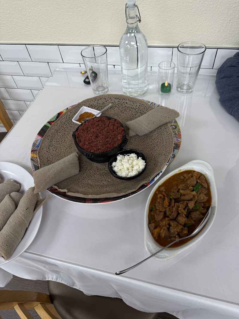 Amen Cafe Eritrean And Ethiopian Restaurant photo 2
