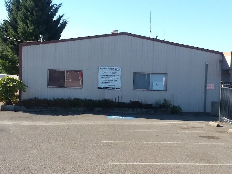 Healdsburg Municipal Airport photo 5