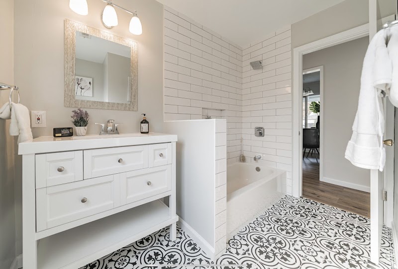 Vanessa Klein Realtor Group| Coldwell Banker Realty photo 5