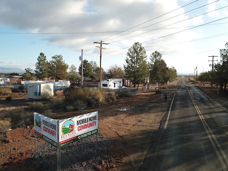 Red Barn Mobile Home & RV Park photo 5