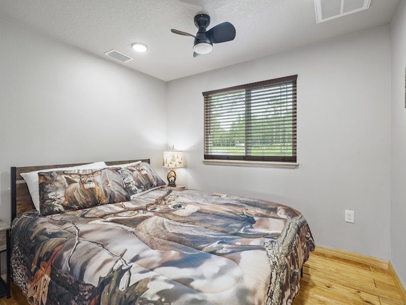 Farm of Dreams Resort RV Park & Event Venue photo 2