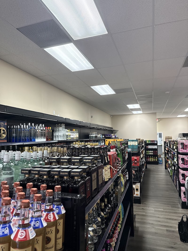 OYO Liquors photo 4