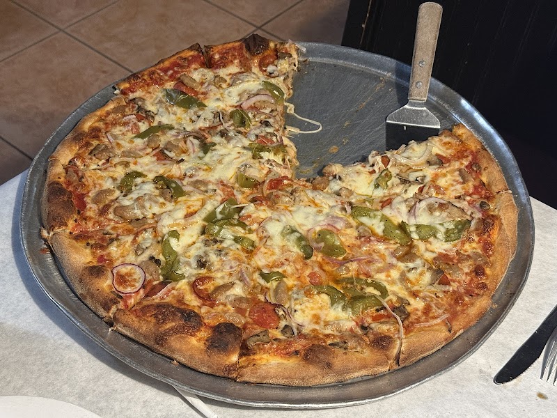 Vetture's Pizzeria and Restaurant photo 2