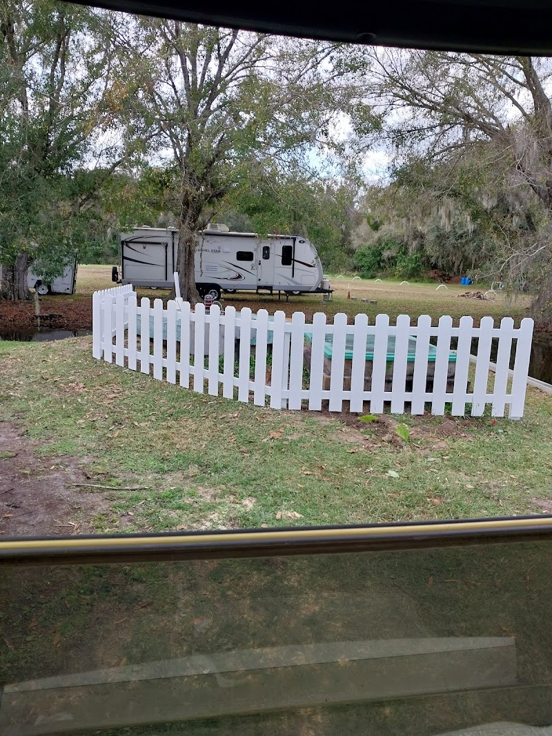 Central Leisure Lake Mobile Home & RV Park photo 4