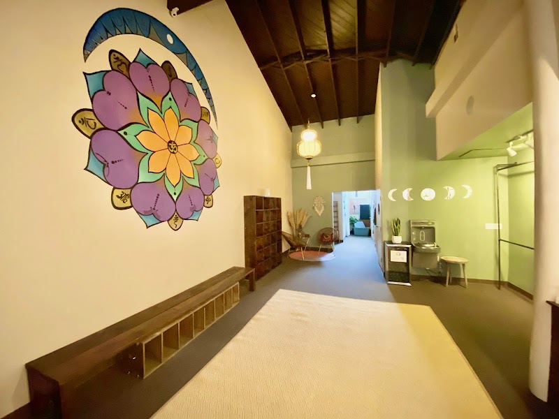 Reach Yoga; Yoga and Wellness Studio in Pacific Beach photo 4