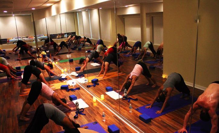 Reach Yoga; Yoga and Wellness Studio in Pacific Beach photo 5