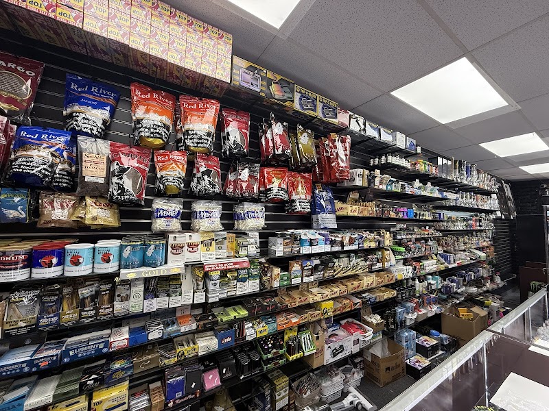 Discount Cigar & Cigarettes photo 2