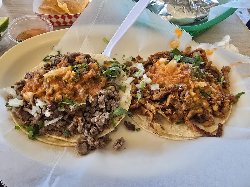 Taqueria Los Pericos photo 3