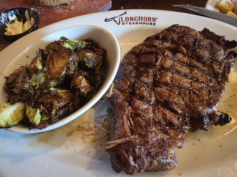 LongHorn Steakhouse photo 4