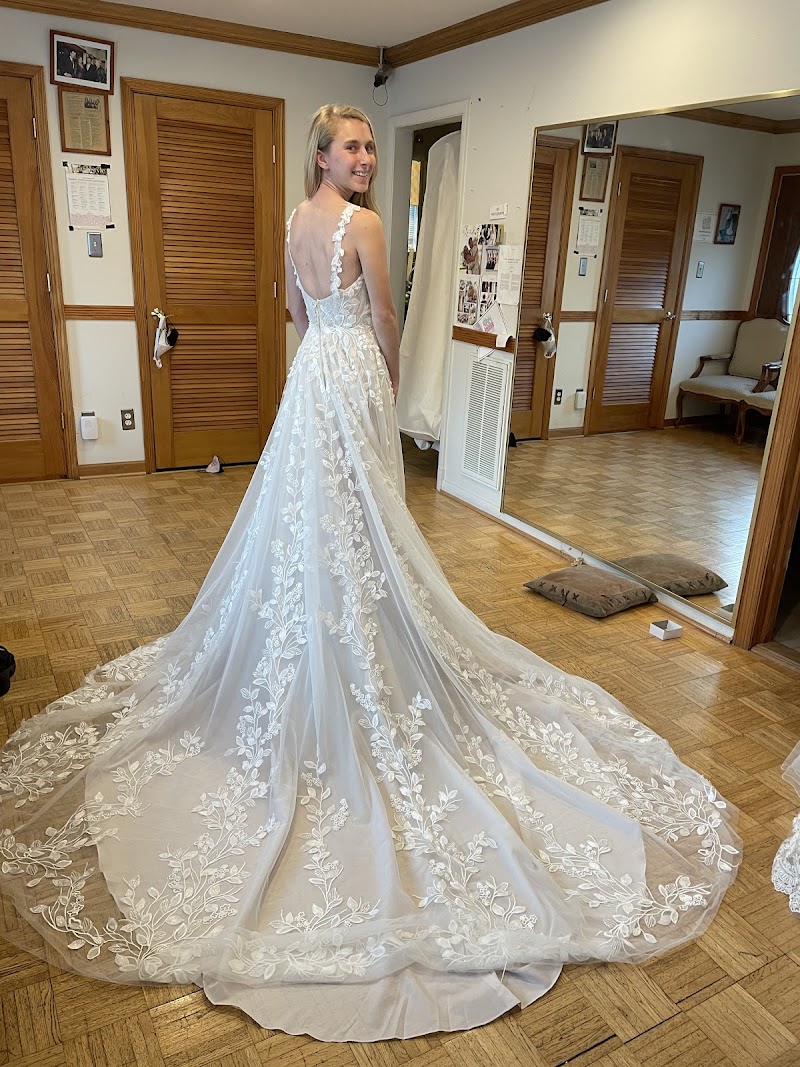 Lex Tailor and Alterations photo 2