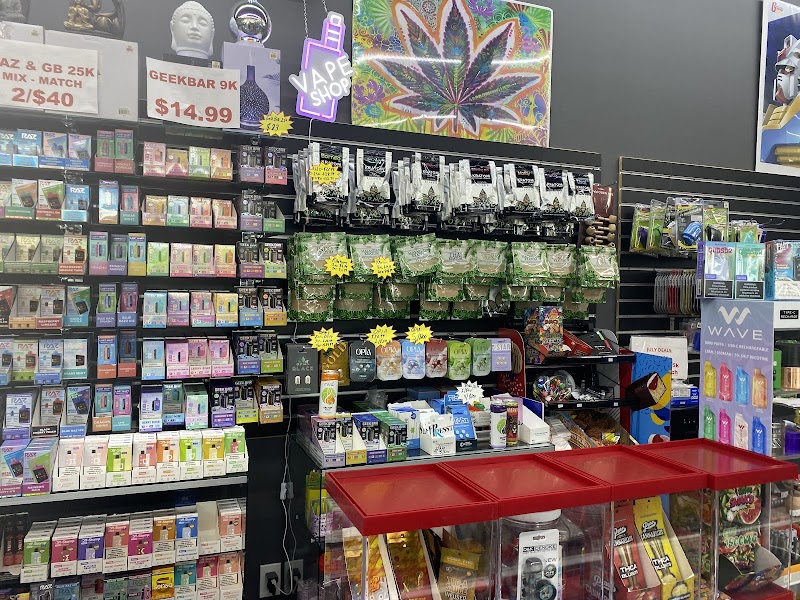 Local Store SMOKE SHOP and Convenience Store photo 5