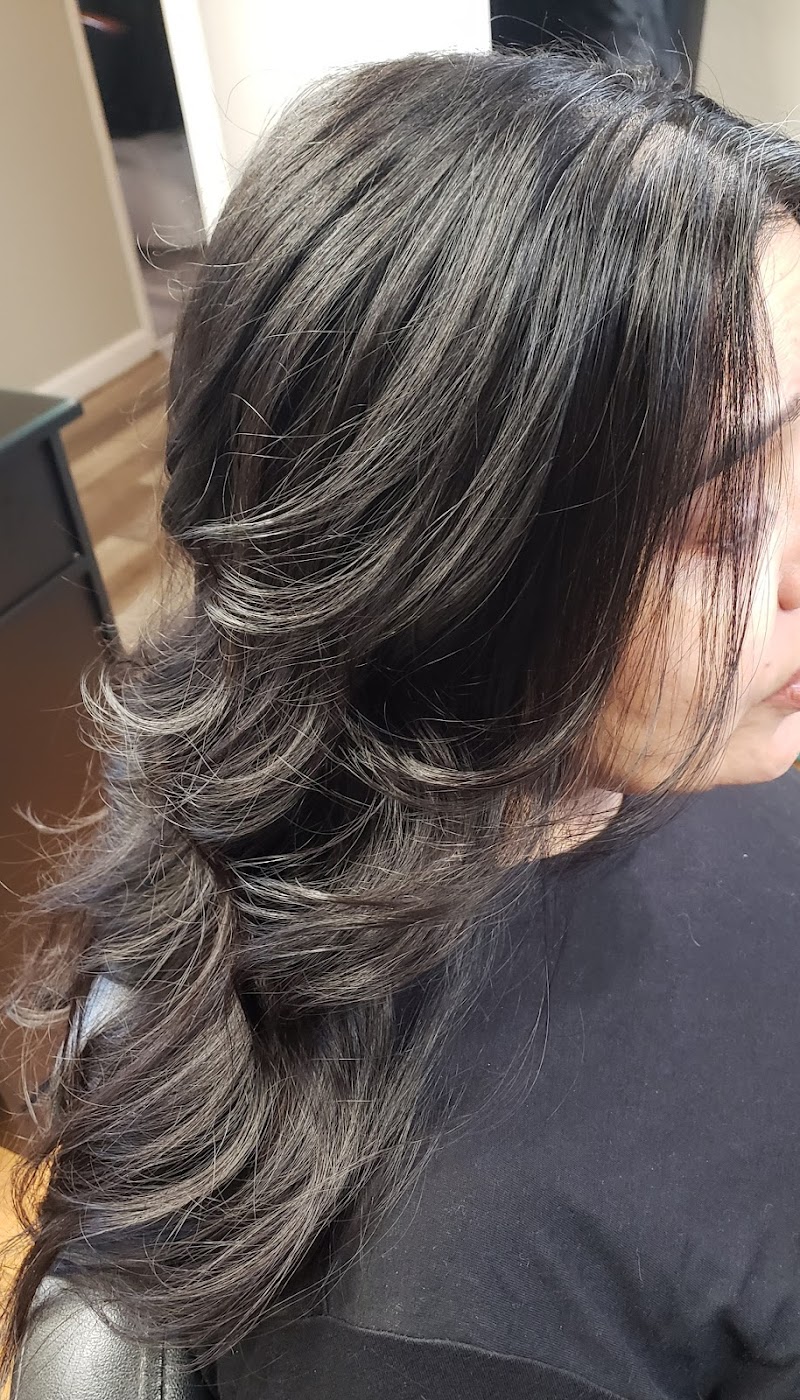 Glam Studio (Operating Inside Vogue Salon) photo 3