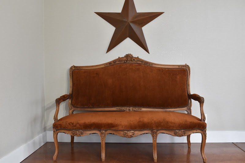 E M Upholstered Furniture photo 4