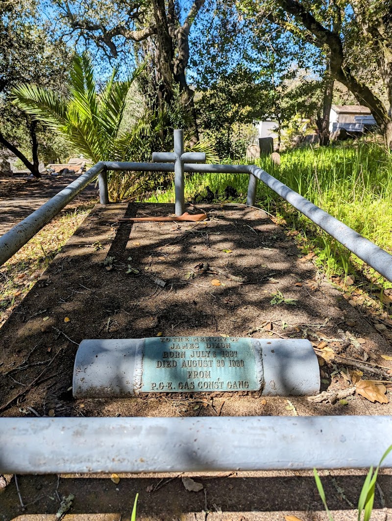 Mountain Cemetery photo 2