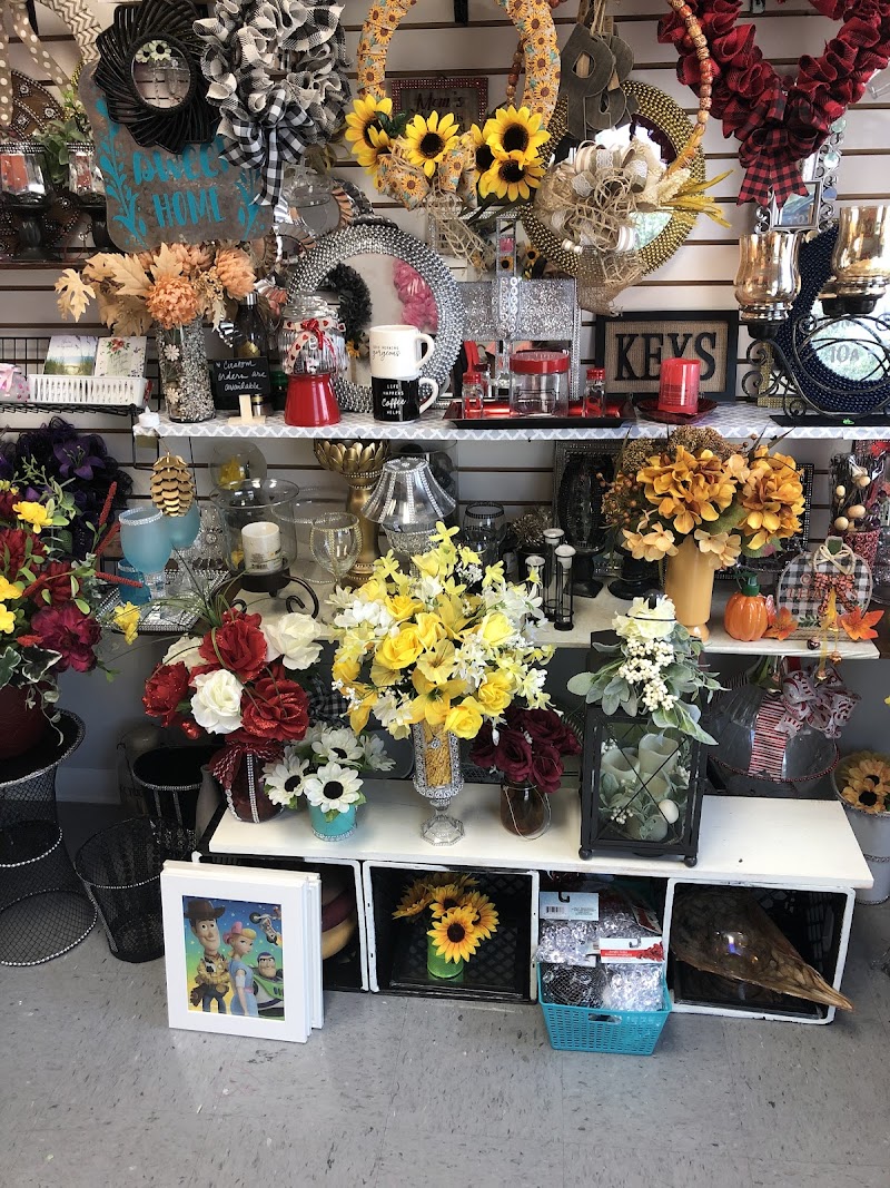 Photo of Crafts & Gifts