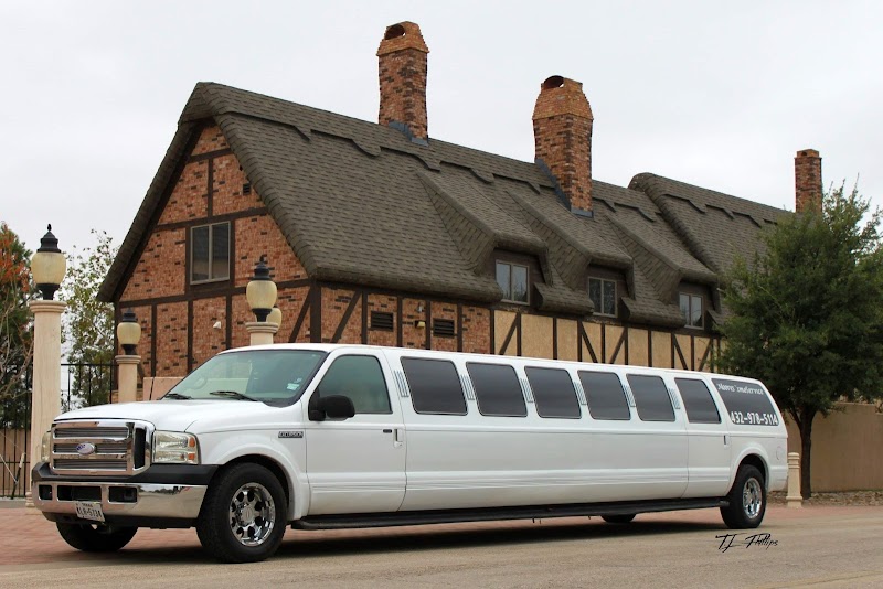 Moore's Executive Limousine Service photo 3
