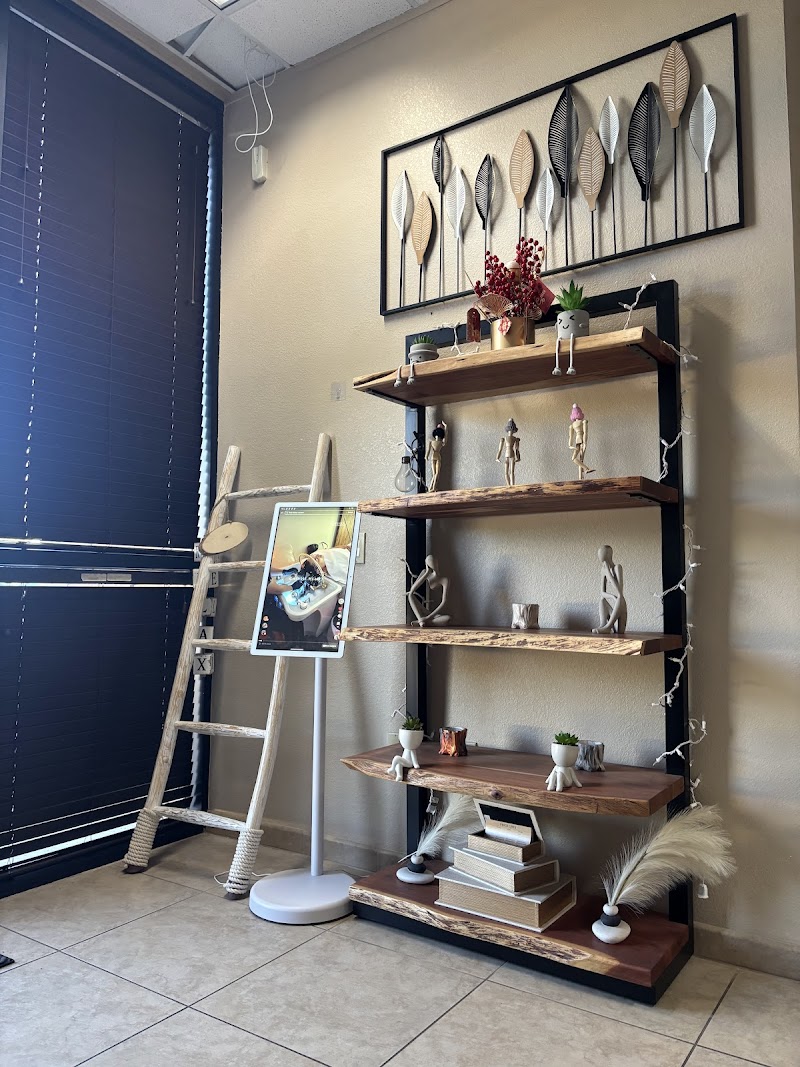 D Best Massage & Head Spa photo 2
